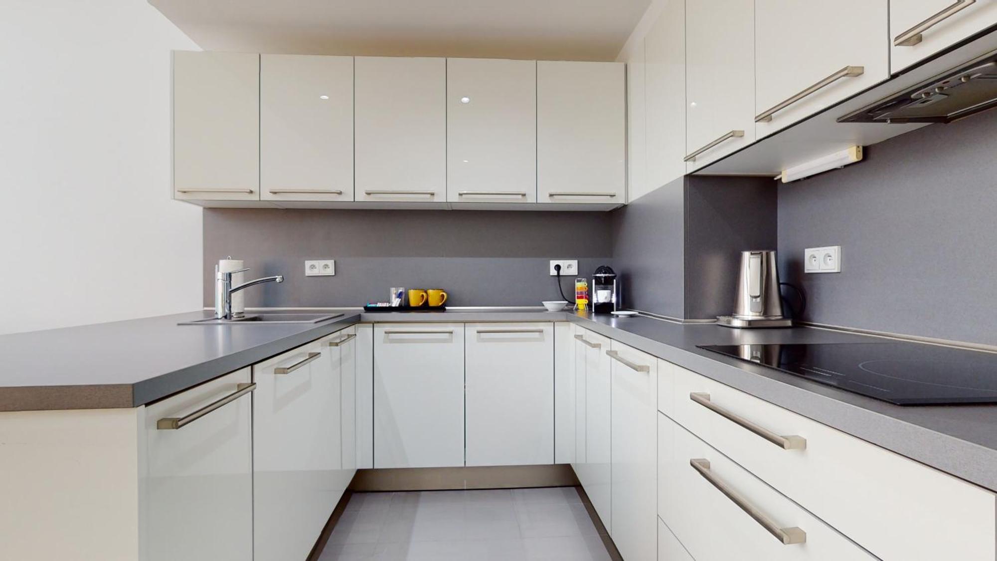 Eurovea Apartments Братислава Номер фото