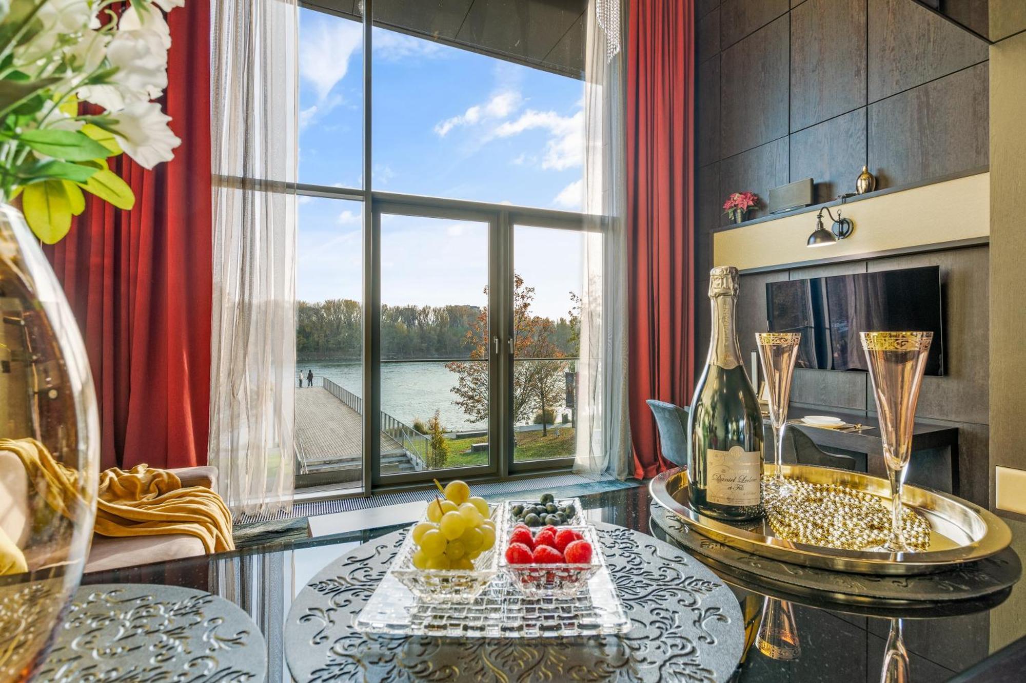 Eurovea Apartments Братислава Экстерьер фото